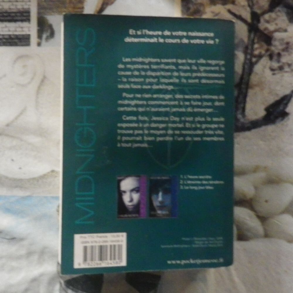 L'ETREINTE DES TENEBRES T2 MIDNIGHTERS de Scott WESTERFELD Livres et BD