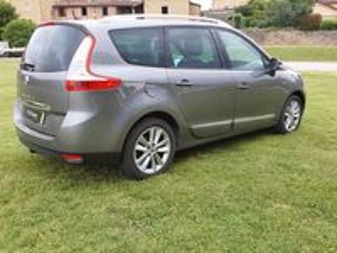 Grand Sc&eacute;nic III Grand Sc&eacute;nic dCi 110 Energy FAP eco2 Bose 7 pl 2013 occasion 38080 Saint-Marcel-Bel-Accueil