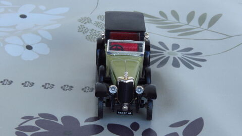 Voiture miniature Panhard 1/43 10 Gap (05)