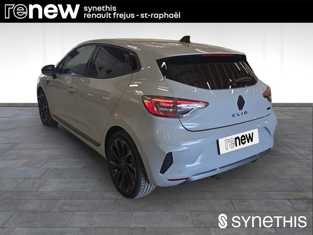Clio V Clio E-Tech full hybrid 145 ch GSR2 Esprit Alpine 2023 occasion 83600 Fr&eacute;jus