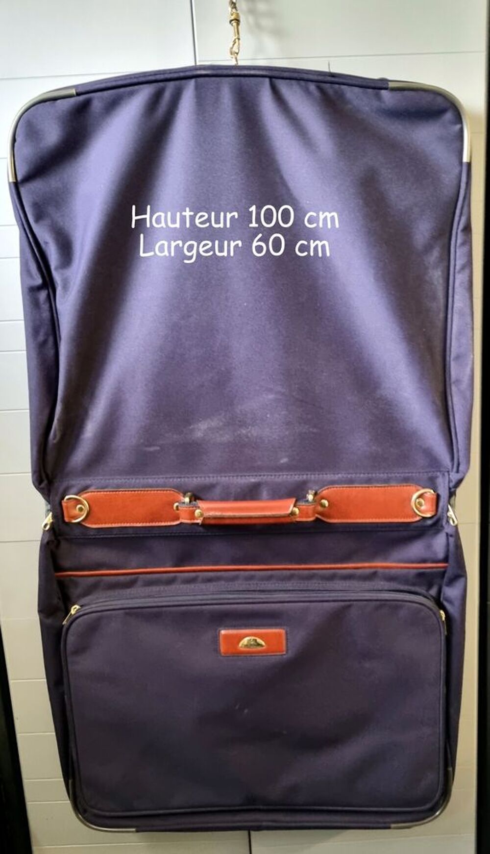 HOUSSE POUR V&Euml;TEMENTS Maroquinerie