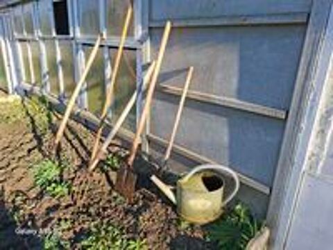   JARDINAGE 
