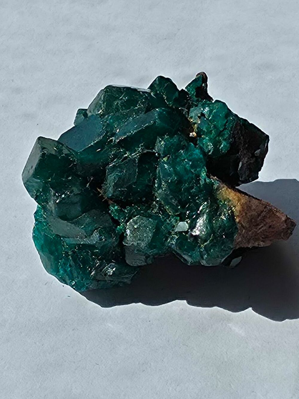 Min&eacute;ral Dioptase brute sur matrice-Katanga, RDC-16g 