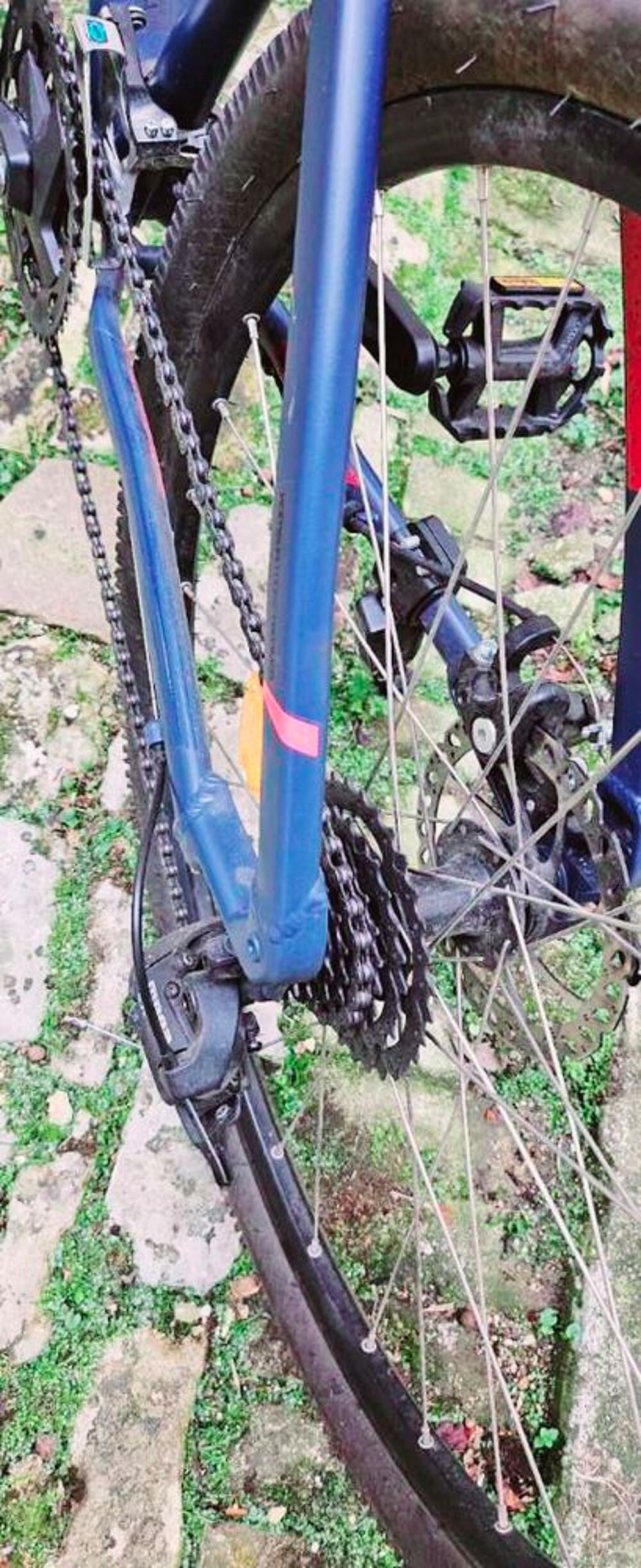 VTT FEMME BLEU 175-184cm L TRES BON ETAT Vélos