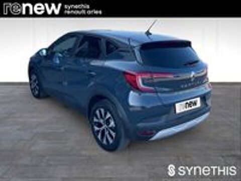 Captur E-Tech full hybrid 145 Evolution 2023 occasion 13200 Arles