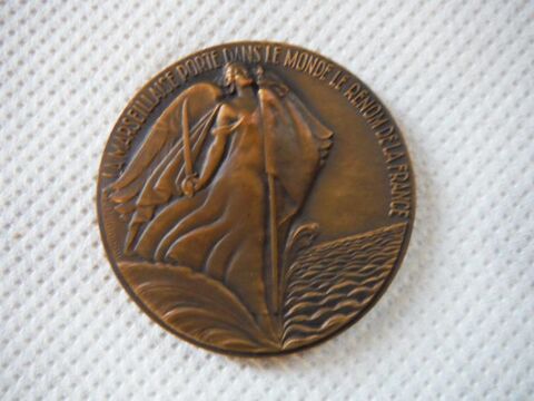 Médaille de la CMM 1949  Marseillaise 
25 Villeneuve-le-Roi (94)