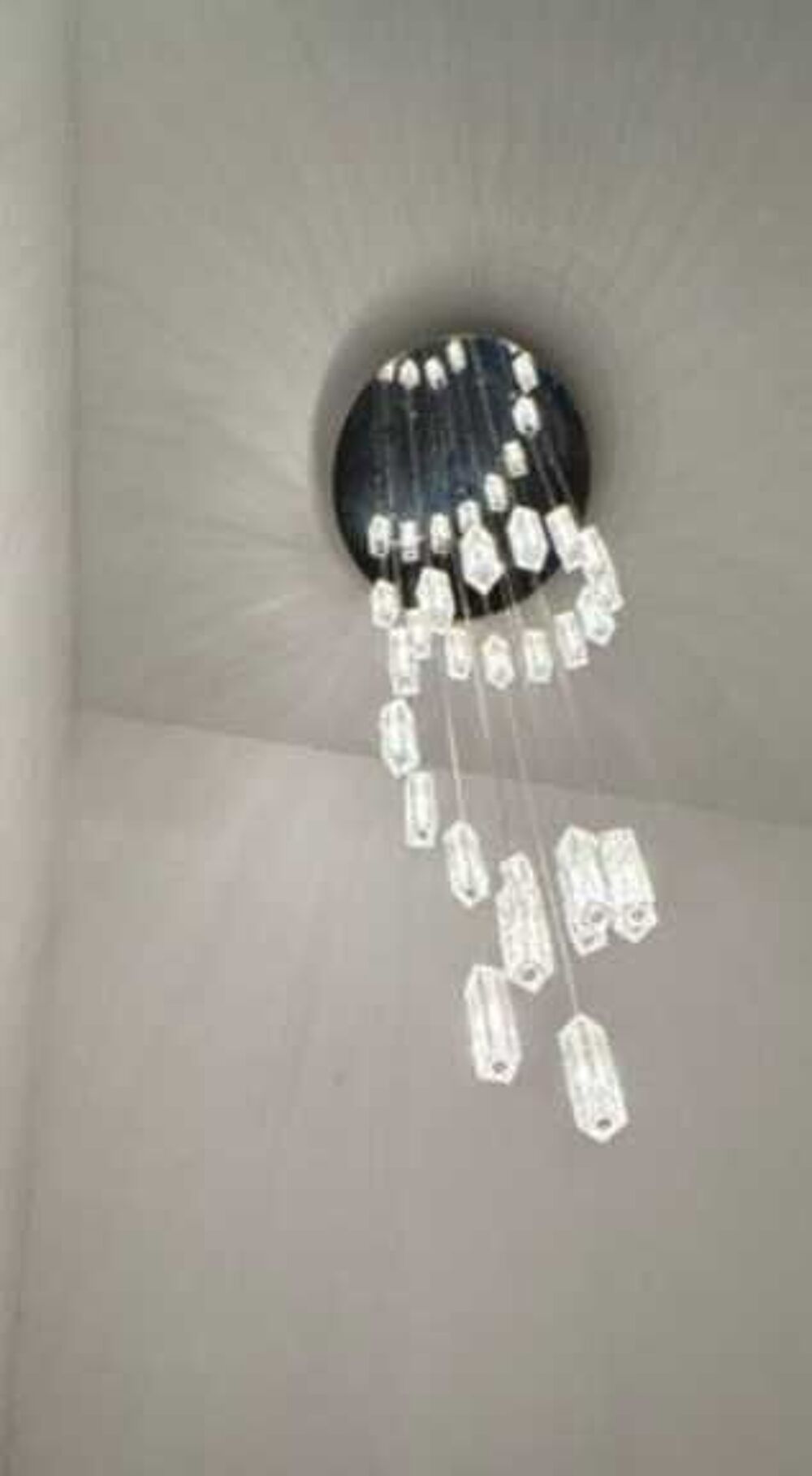 Lustre Design &agrave; suspensions tombantes Décoration