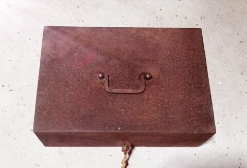COFFRE FORT FER TRANSPORTABLE 30 Chieulles (57)