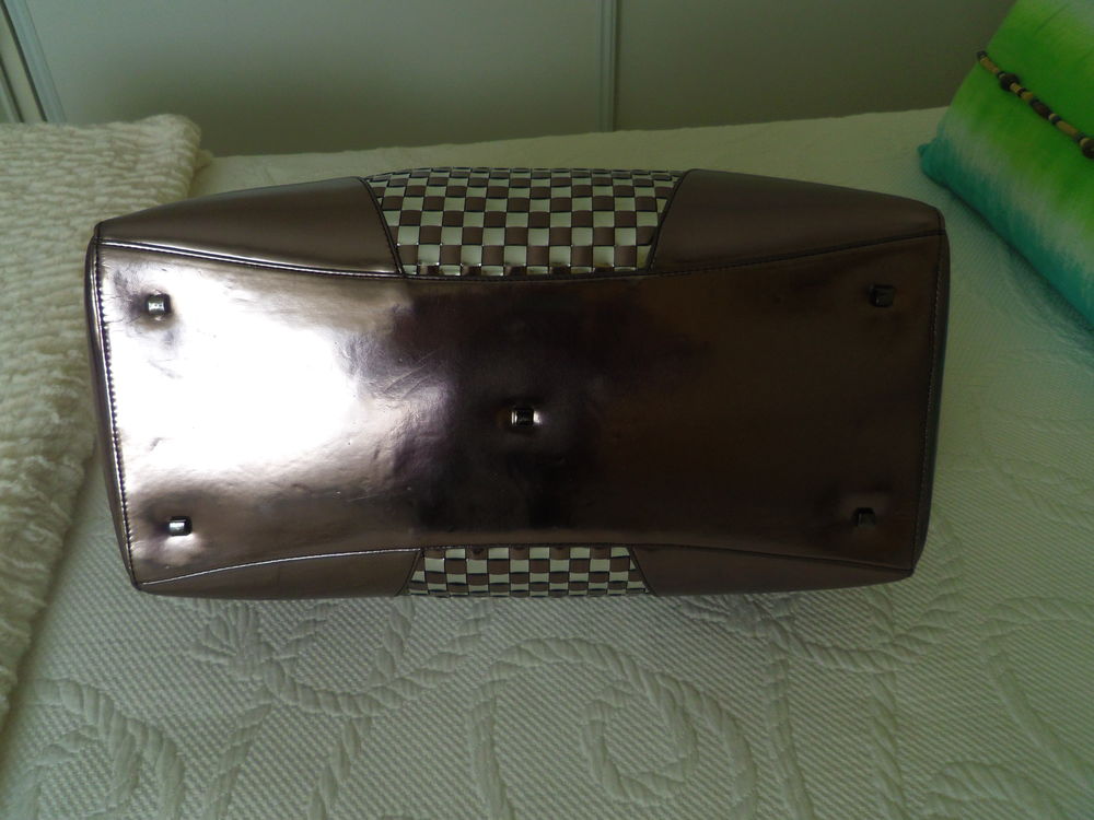 sac voyage 
Maroquinerie