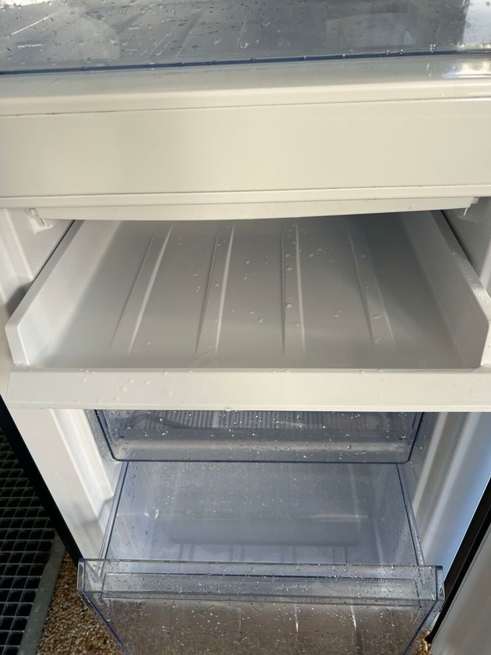 R&eacute;frig&eacute;rateur Aya combin&eacute; 261L Electroménager