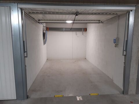  Parking / Garage � louer 12 m�