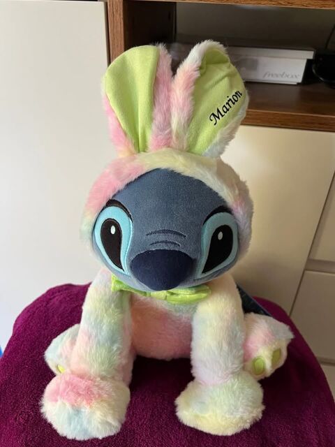 Peluche Neuve avec �tiquette Stitch de p�ques Disney, person 23 Savigny-le-Temple (77)
