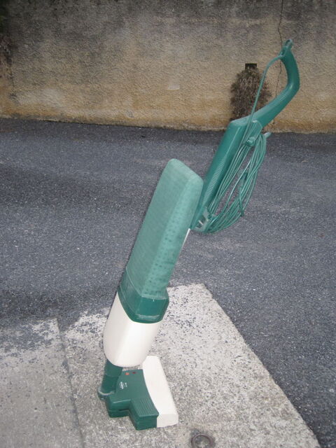 aspirateur VORWERK 100 Castres (81)
