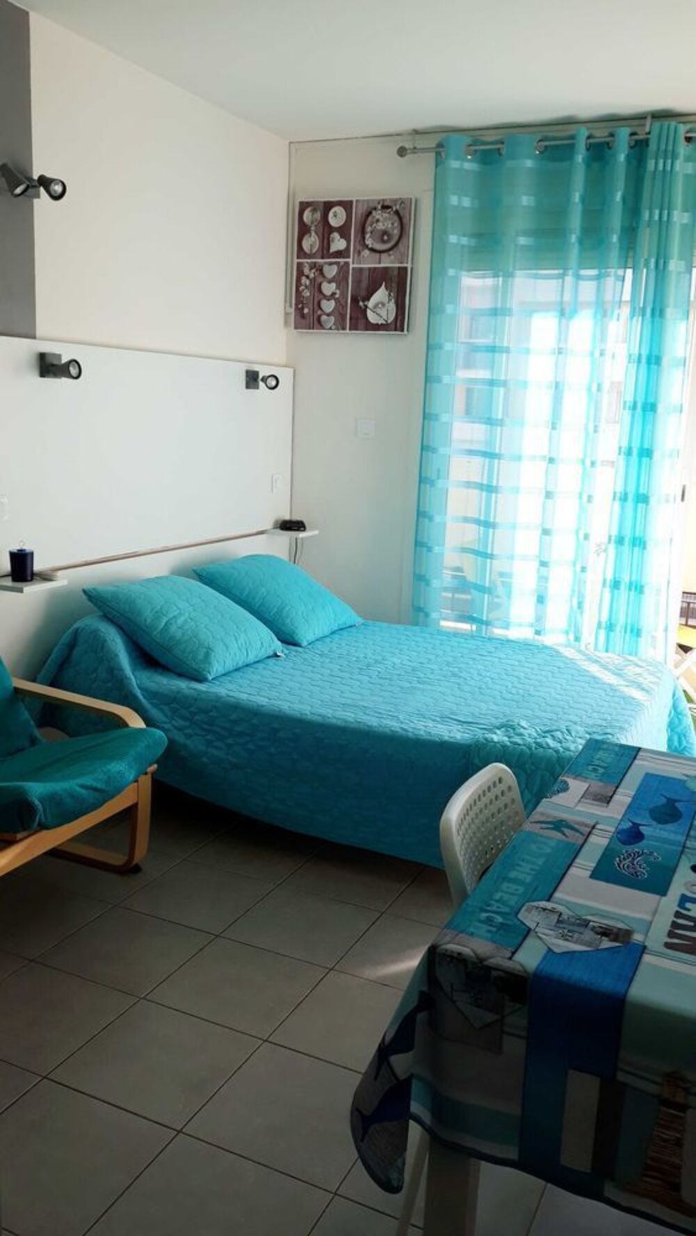Location Appartement Beau studio meublé avec balcon et PLACE PARKING PRIVATIVE Balaruc-les-bains
