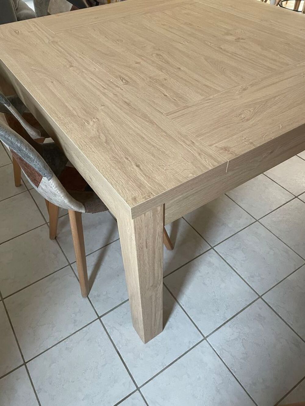 Table carr&eacute;e 150 Meubles