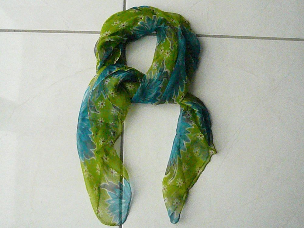Foulard vert Maroquinerie