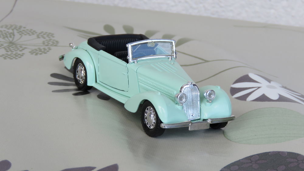 Voiture miniature Talbot T23 