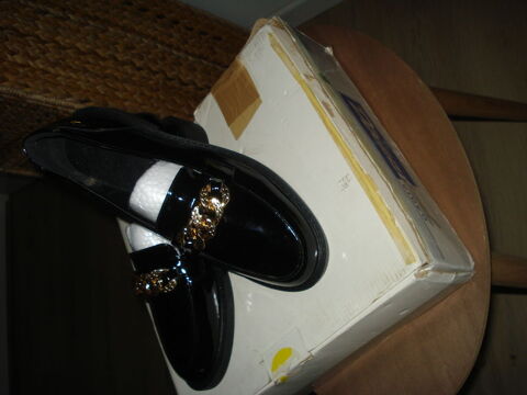 Chaussures femme 25 Saint-Nazaire (44)