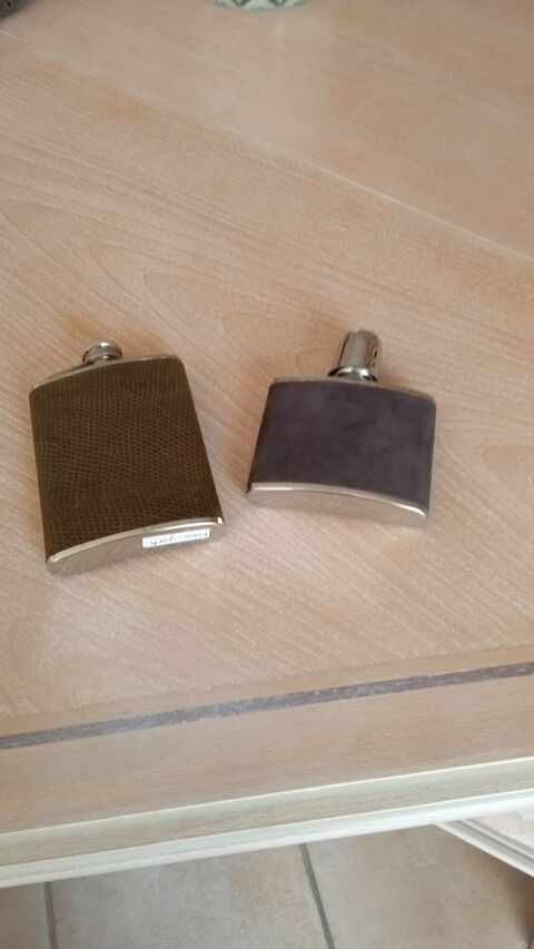 FLASQUES A ALCOOL 40 Montanay (69)