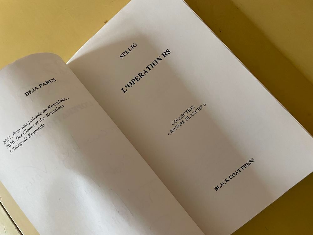 Livre L'Op&eacute;ration R8 - Sellig Livres et BD