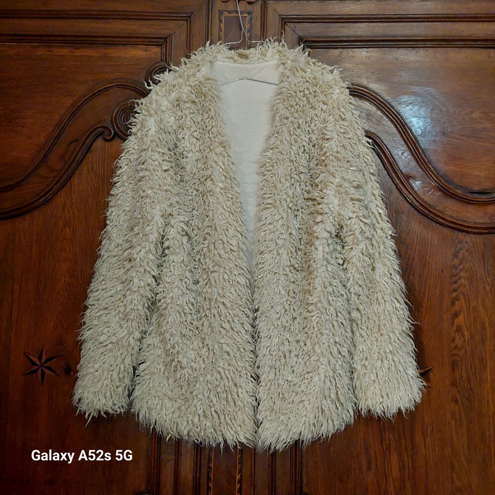 Veste printani&egrave;re imitation laine de mouton baba cool Vêtements