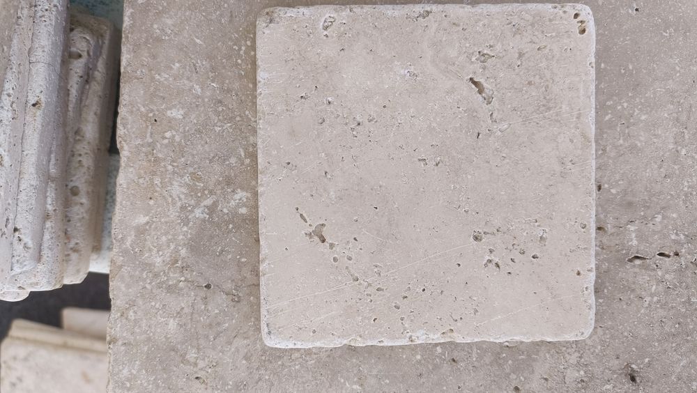 Carrelage "Travertino" pour salle de bains et WC Bricolage