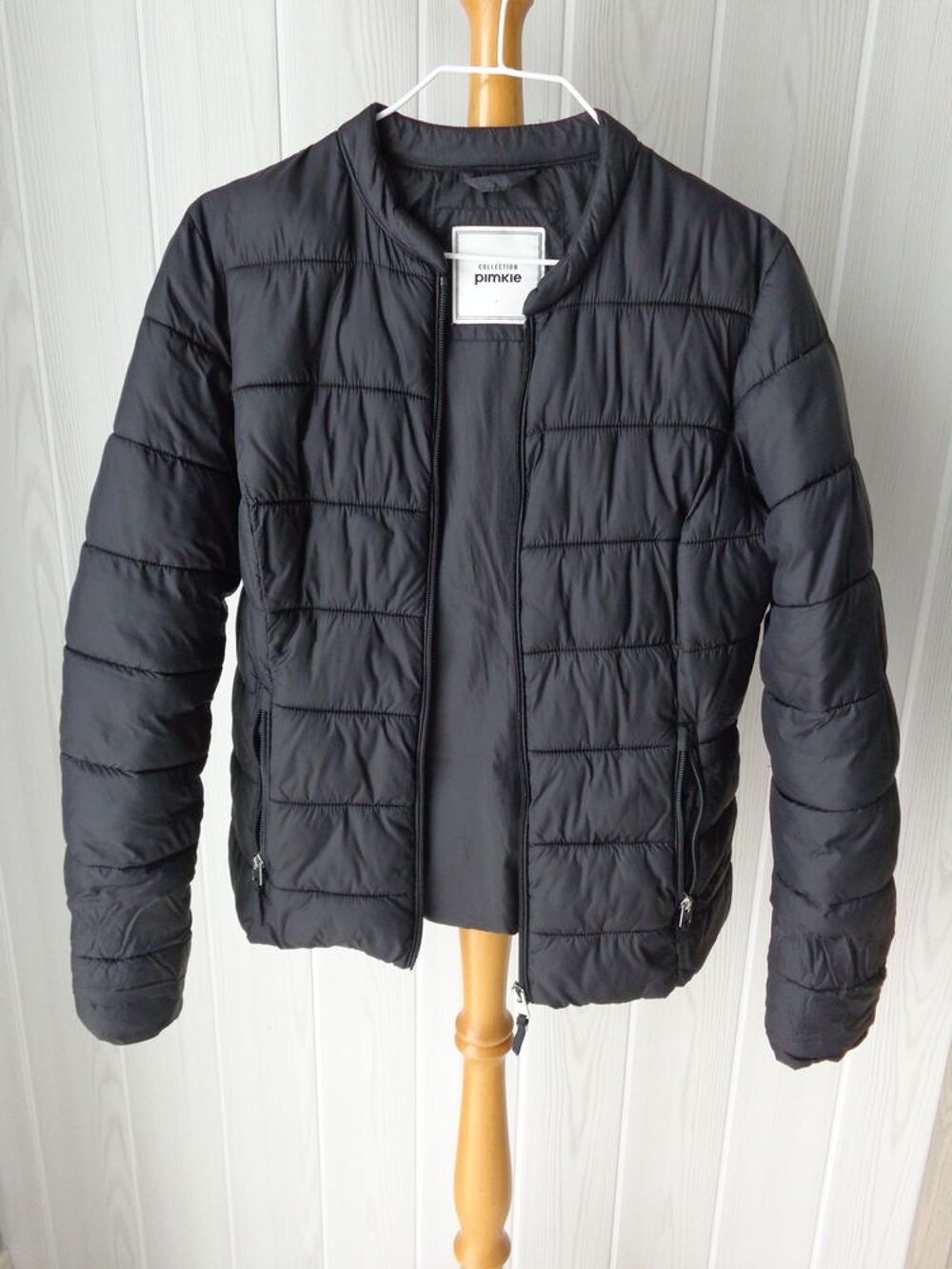 Blouson noir Vêtements