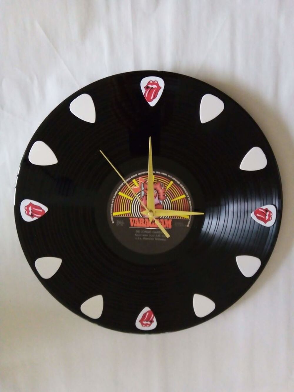 Horloge cr&eacute;ation originale vinyl recycl&eacute; Décoration