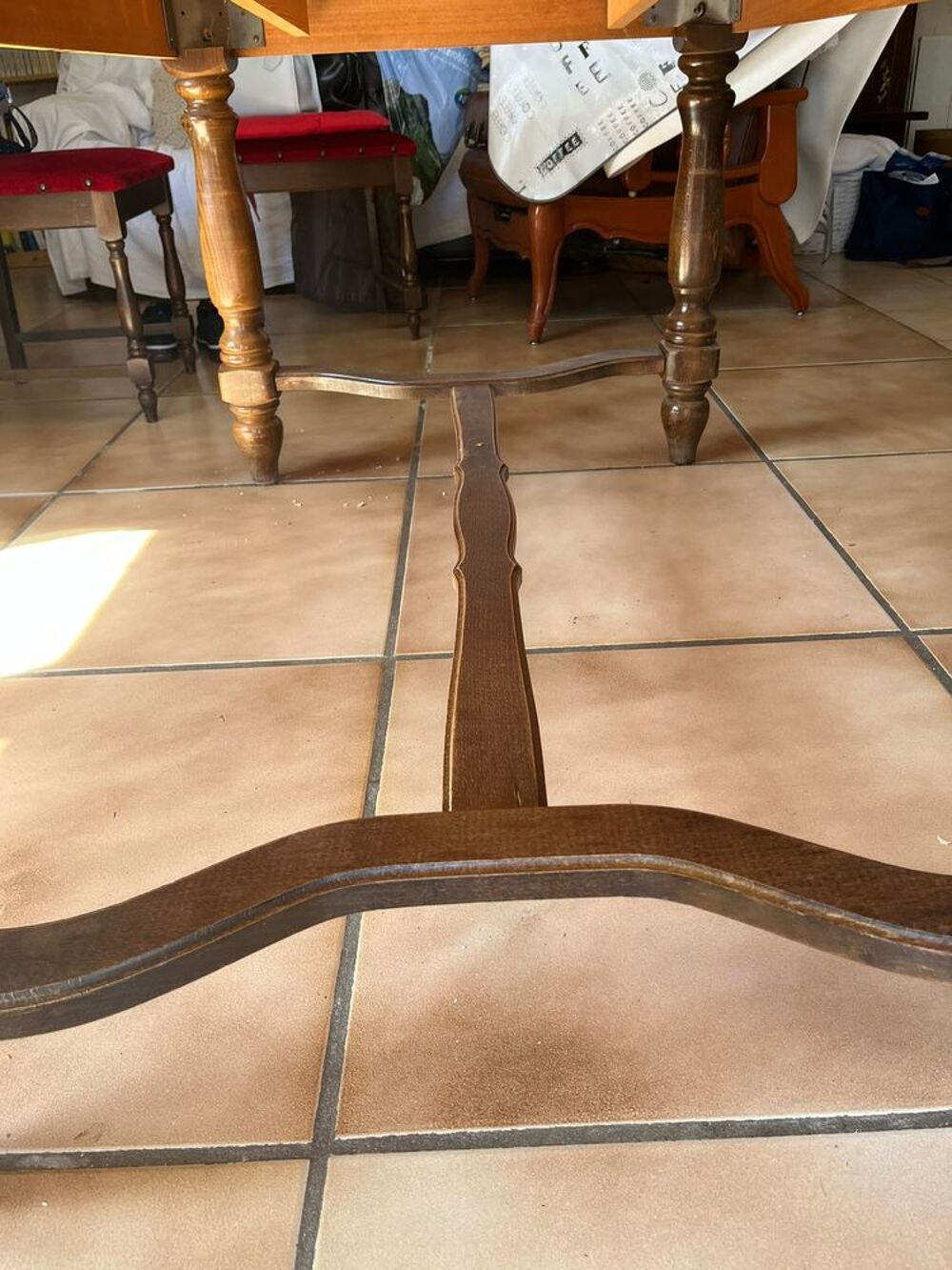 Table en bois massif Meubles