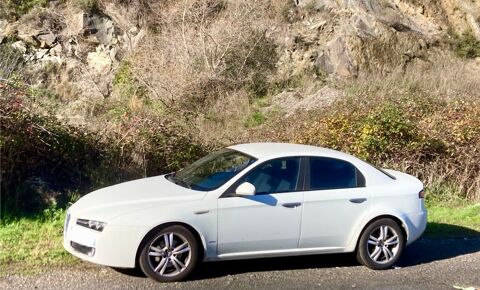 Alfa Romeo 159 1.9 JTDm 150 Sport QTronic 2009 occasion Menton 06500