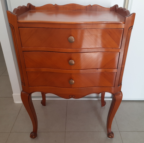 TABLE DE CHEVET STYLE LOUIS XV 50 Gardanne (13)