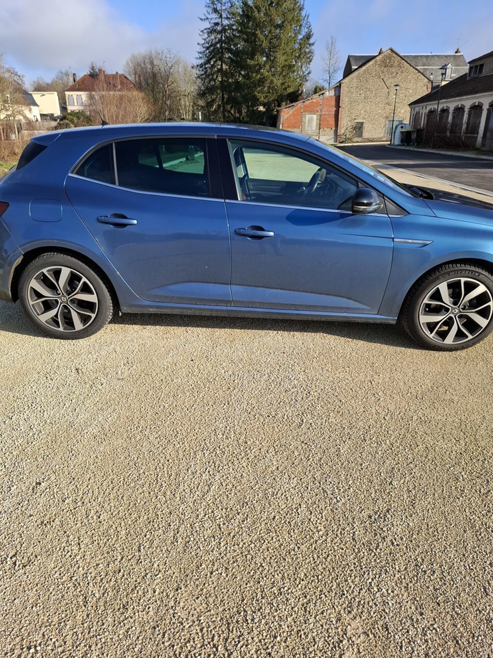 Megane IV M&eacute;gane IV Berline TCe 140 FAP Limited 2018 occasion 89600 Saint-Florentin