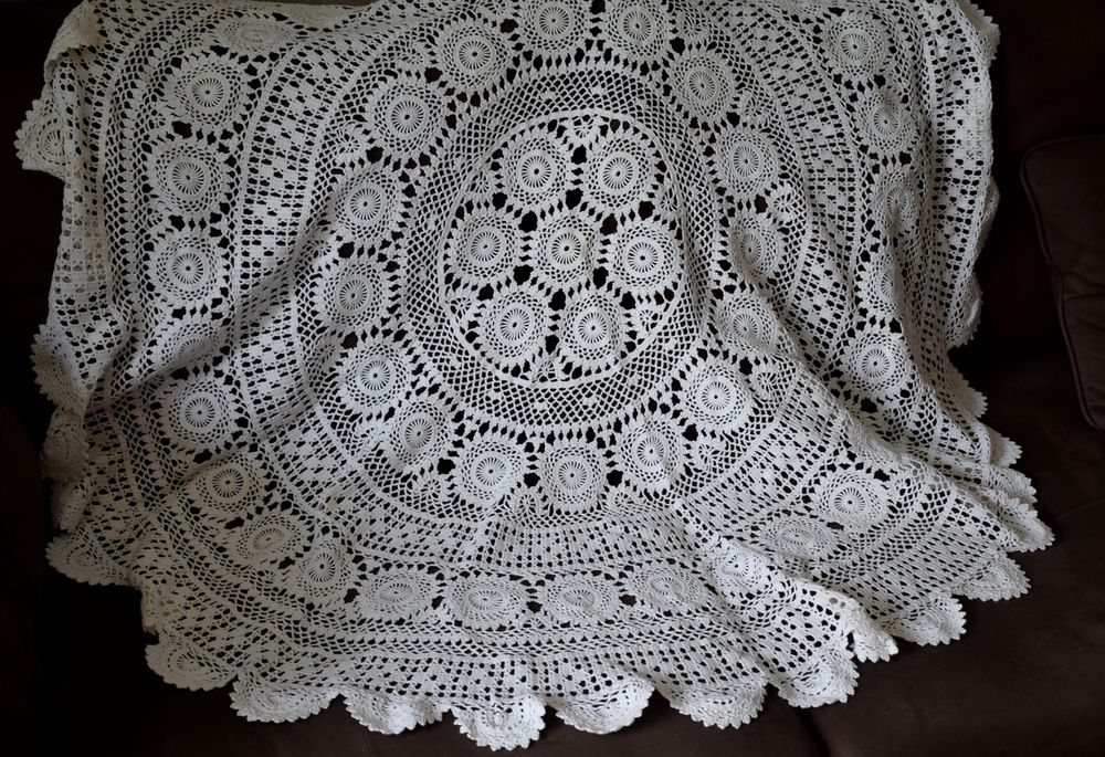 -Nappe Ronde 120 cm - Fait Main - Au Crochet - Coton Décoration
