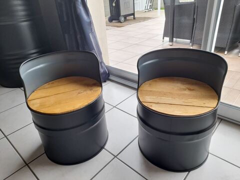 Poufs métalliques style industriel 90 Saint-Étienne-du-Bois (85)