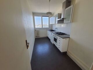  Appartement  vendre 4 pices 83 m