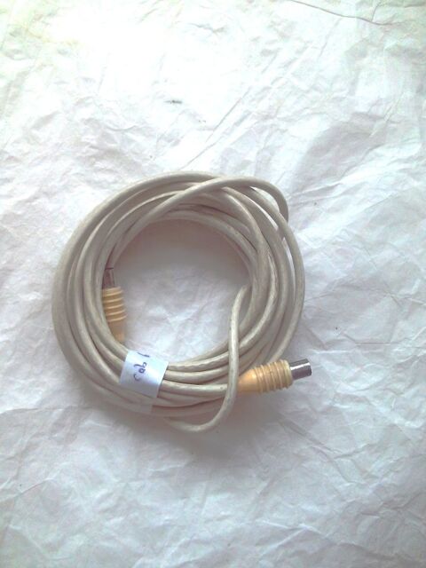 C�ble coaxial - 5 m - couleur fiche : jaune 2 Villeurbanne (69)