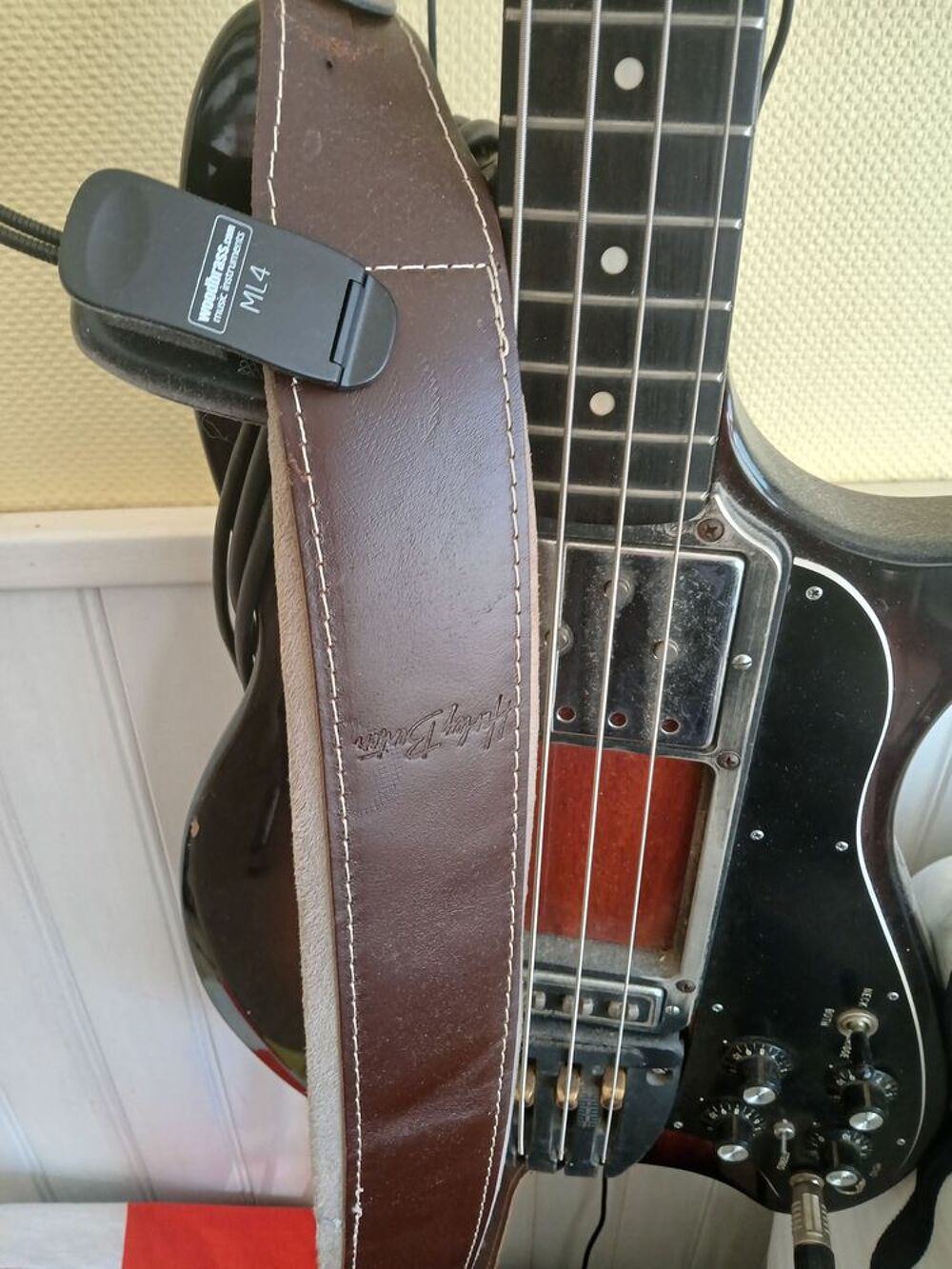 Basse &eacute;lectrique Ovation Audio et hifi