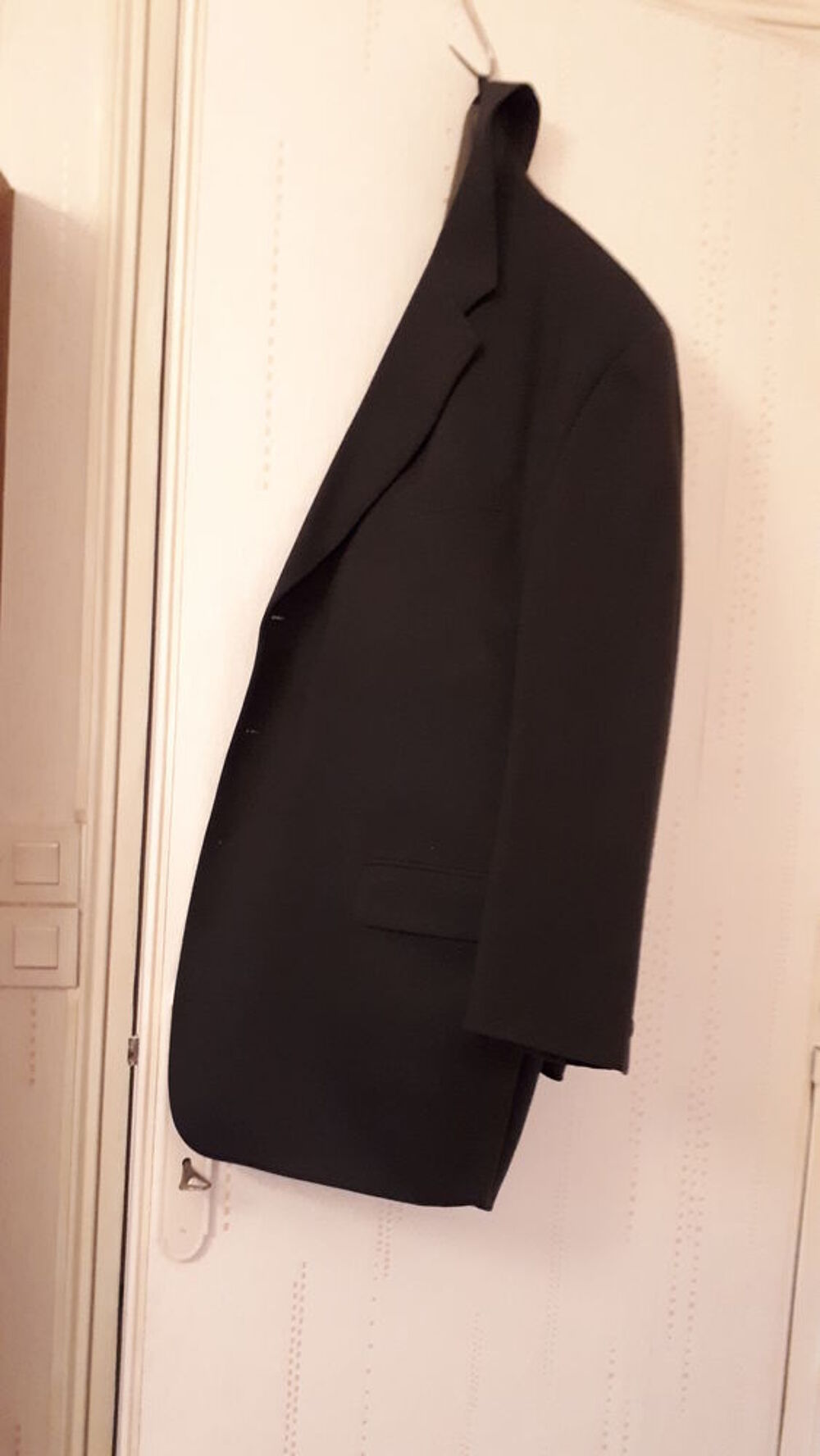 Blazer homme en tr&egrave;s bon &eacute;tat, marque Ted Lapidus. Vtements