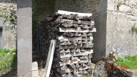 steres de bois chauffage 47 Le Latet (39)