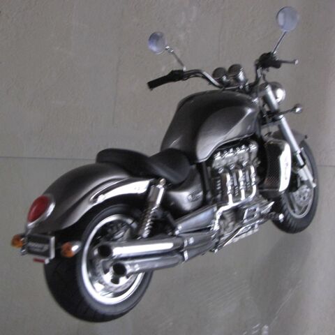 Mod�le r�duit 1/18 - moto 50 Ch�tenay-Malabry (92)