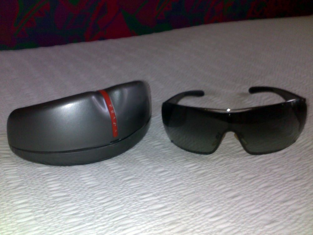 LUNETTES PRADA SPORT Bijoux et montres