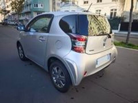 IQ iQ 68 VVT-i 2009 occasion 92140 Clamart