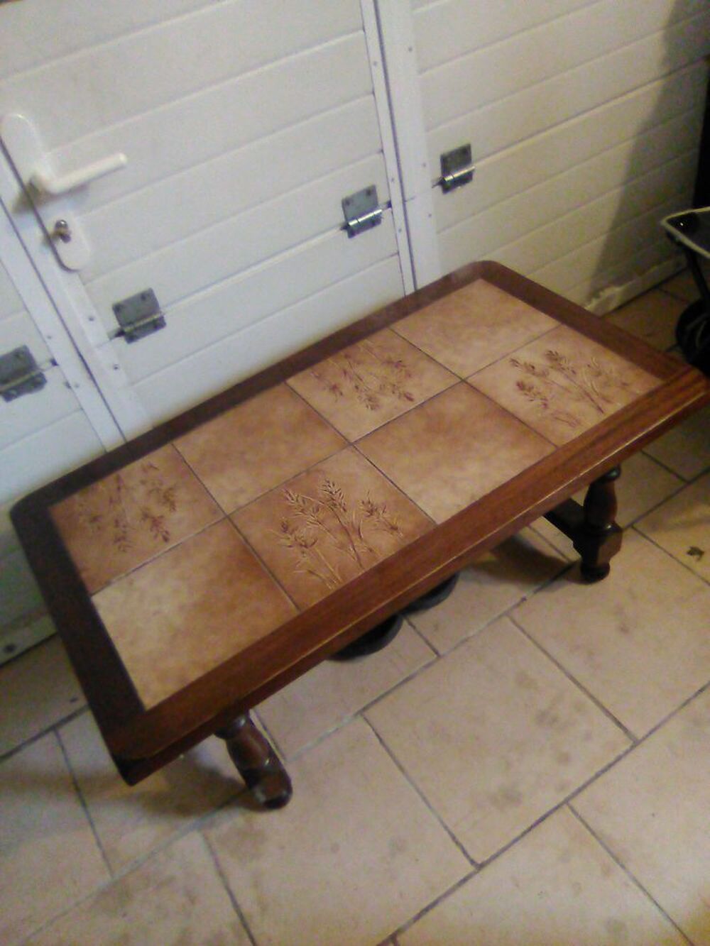 table basse rustique + meuble bas t&eacute;l&eacute; rustique + meuble lit Meubles