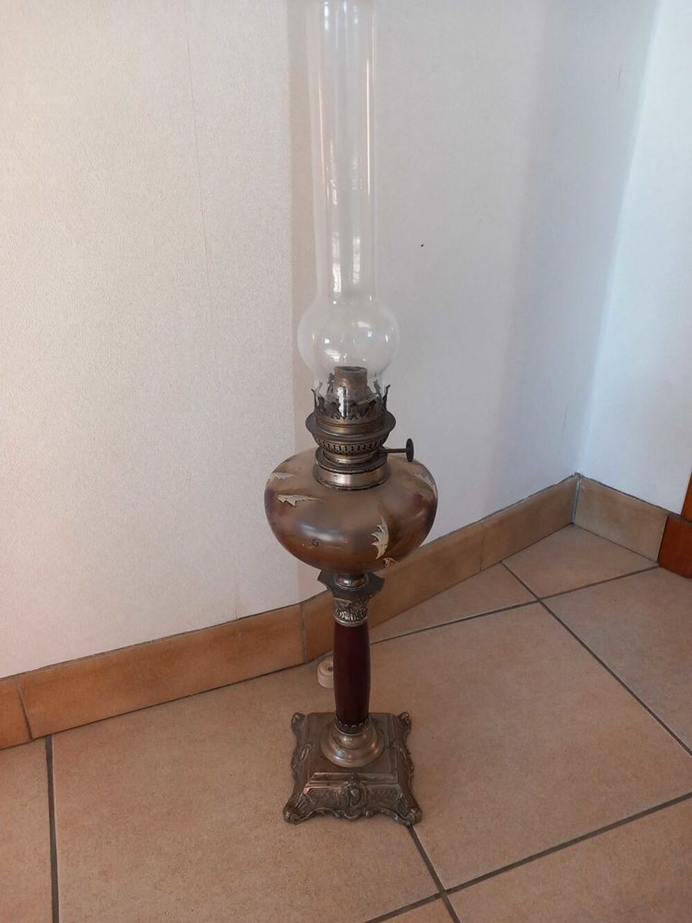 ancienne lampe a huile Décoration