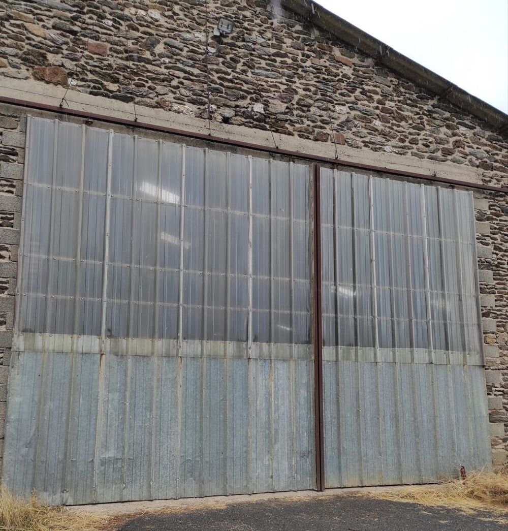 Location Parking/Garage Gardiennage Hivernage d'emplacement Camping -Car , Caravane Conques