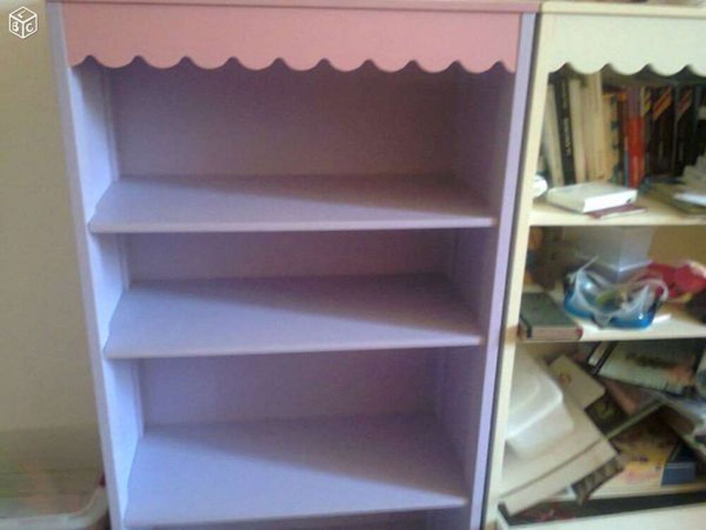 Etag&egrave;re chambre rose et parme Mobilier enfants