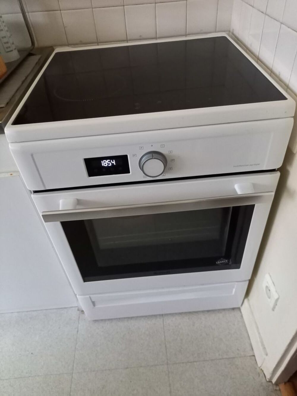 Cuisiniere induction Electromnager