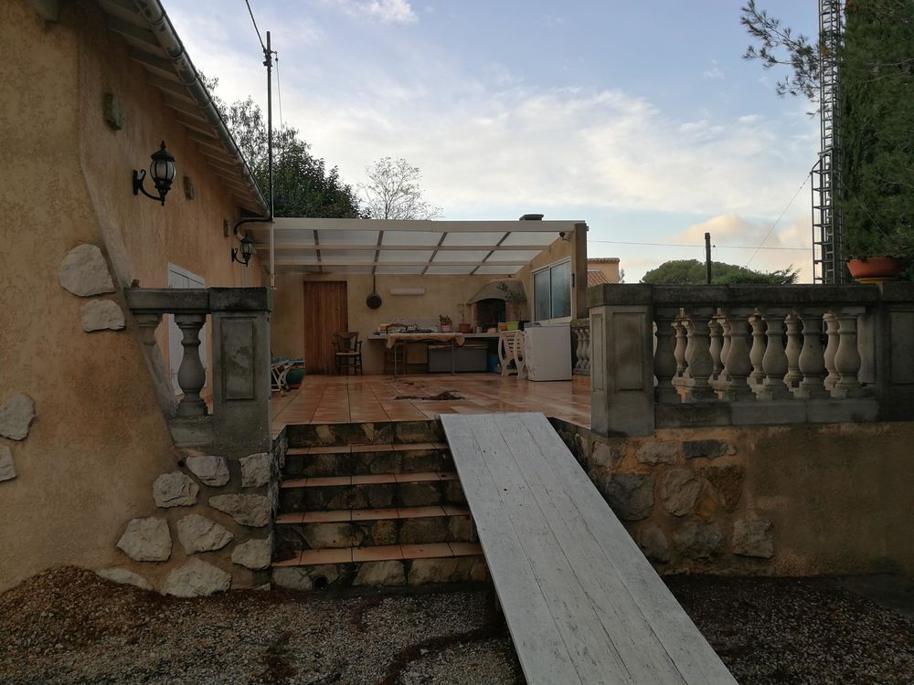 Vente Maison Maison 105 M2 + terrain constructible soit  total de 3620 m2 Aubagne