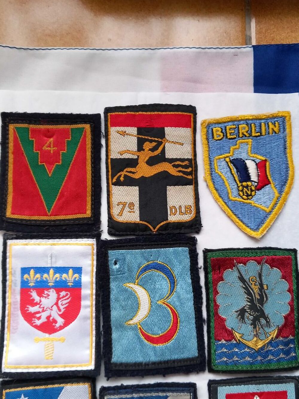 &eacute;cussons militaire 