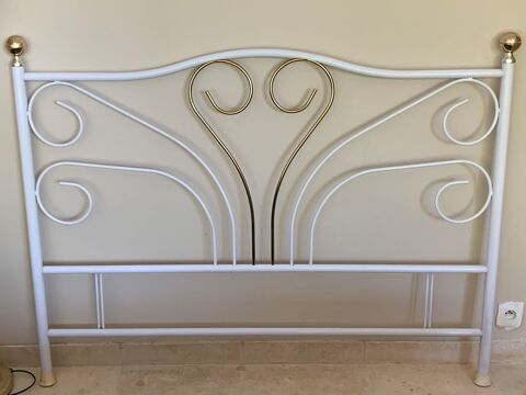 Tete de lit en Fer Forg� Beltran
170 Antibes (06)